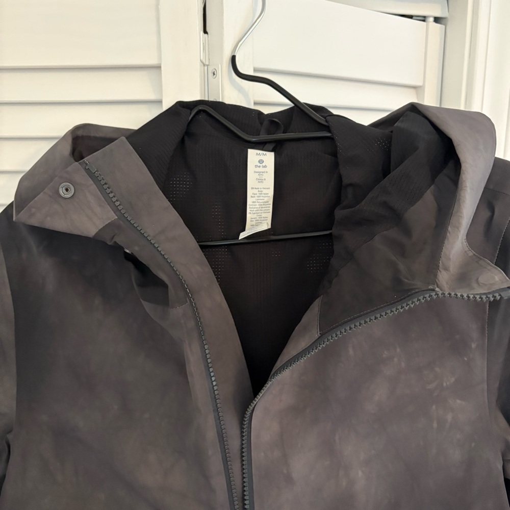 Nike Women’s Charcoal Grey Puffer Jacket - Picture 6 of 6